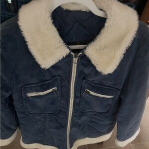 VTG Women's Blue Corduroy Jacket with Cream Faux Fur Collar
